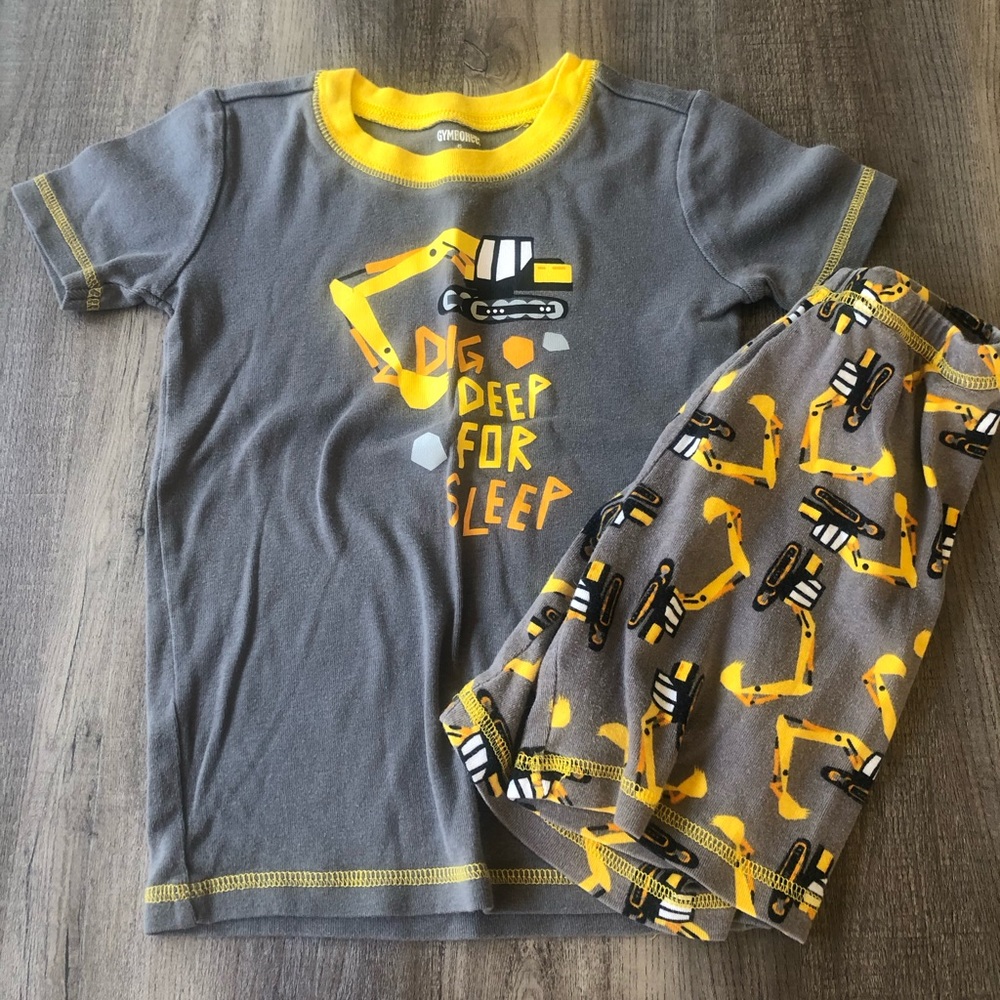 Gymboree 2 piece pajama set